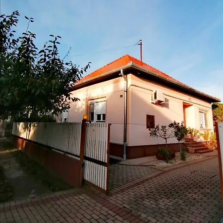 Flower Tisza Vendeghaz דירה Tiszafüred