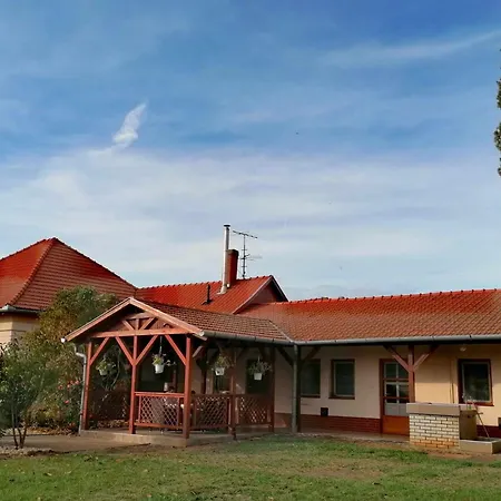 Flower Tisza Vendeghaz דירה Tiszafüred