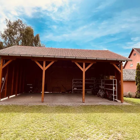 Flower Tisza Vendeghaz דירה